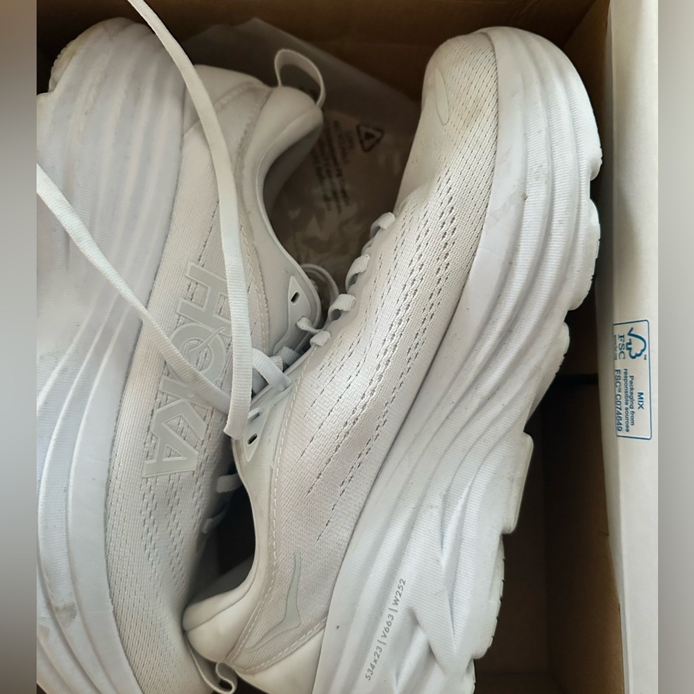 Hoka Bondi 8 white size 9.5 women